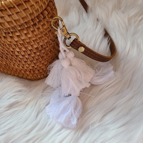 Rattan hand crafted Crossbody - Picture 11 of 13